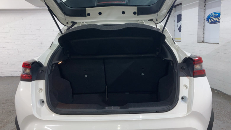 Nissan Juke 1.0 DiG-T 114 Acenta 5dr Petrol Hatchback